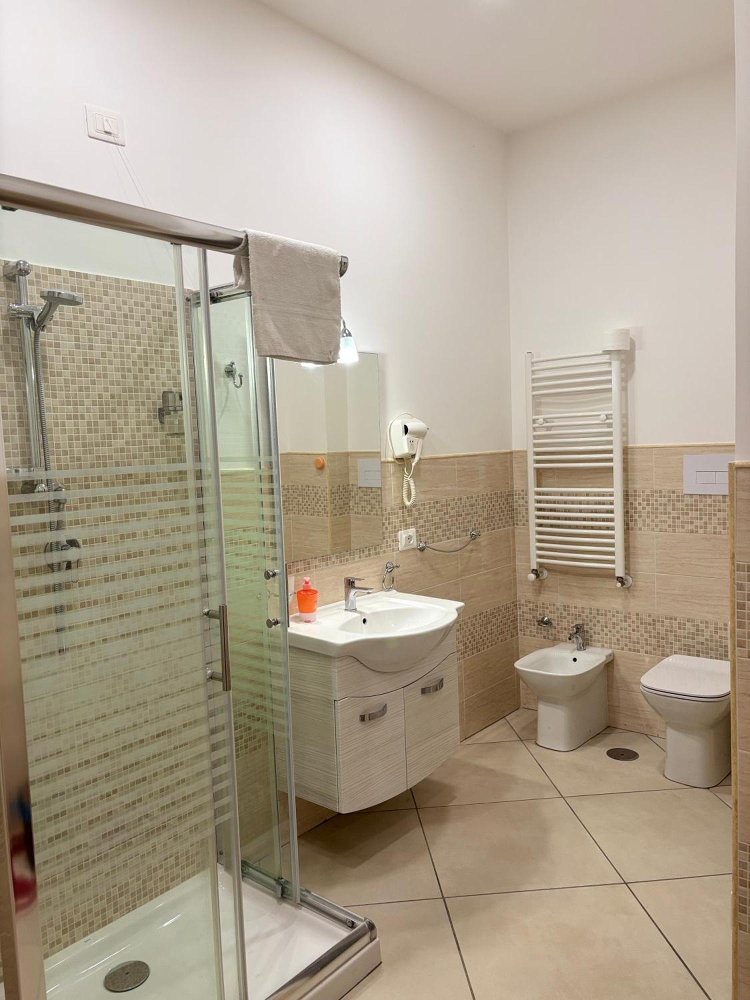 Serena Rooms Solofra Eksteriør billede